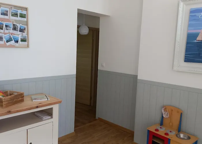 Les Sentiers Normands Proche Etretat * Daubeuf-Serville